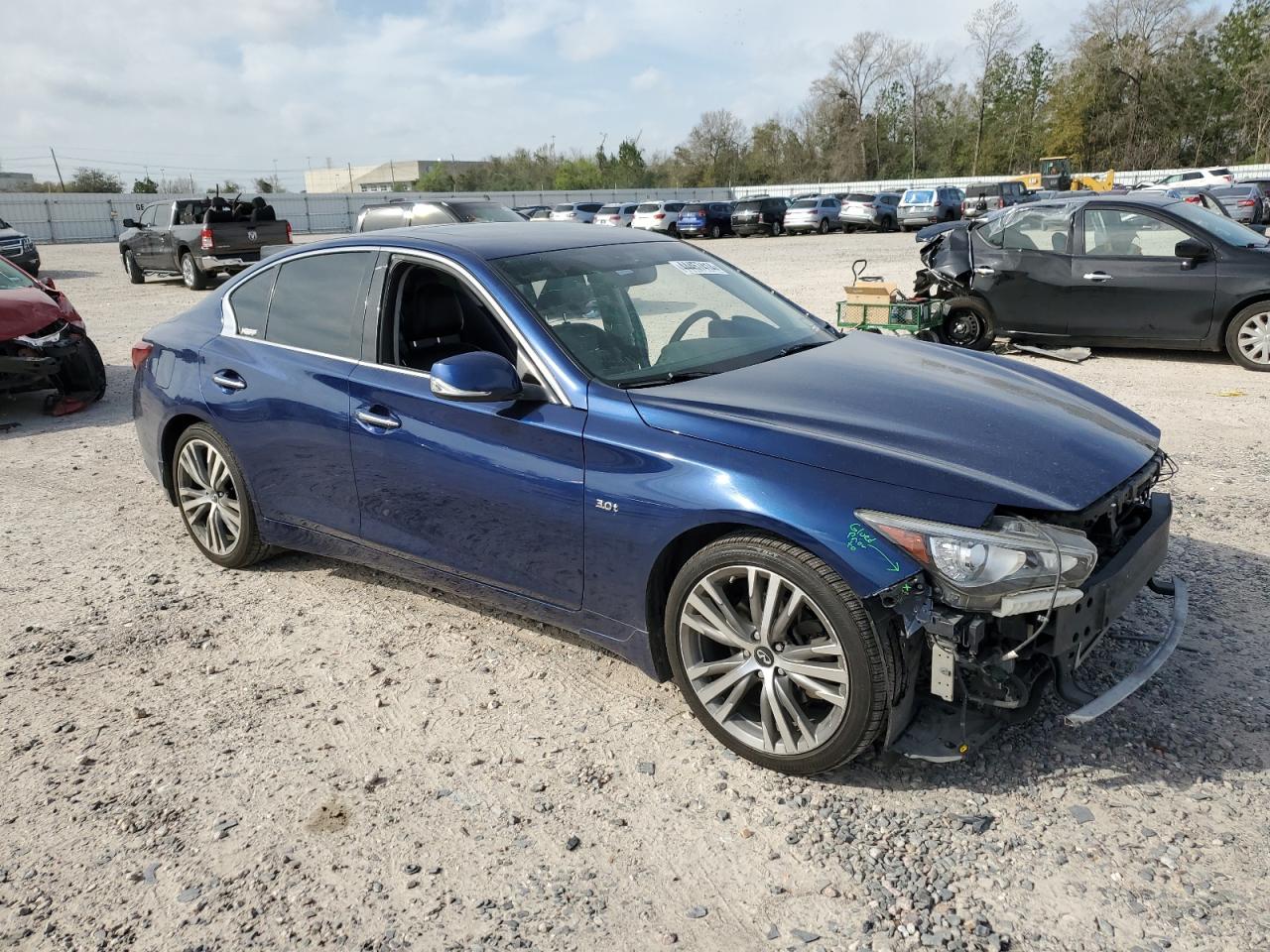 Photo 3 VIN: JN1EV7AR4JM441401 - INFINITI Q50 