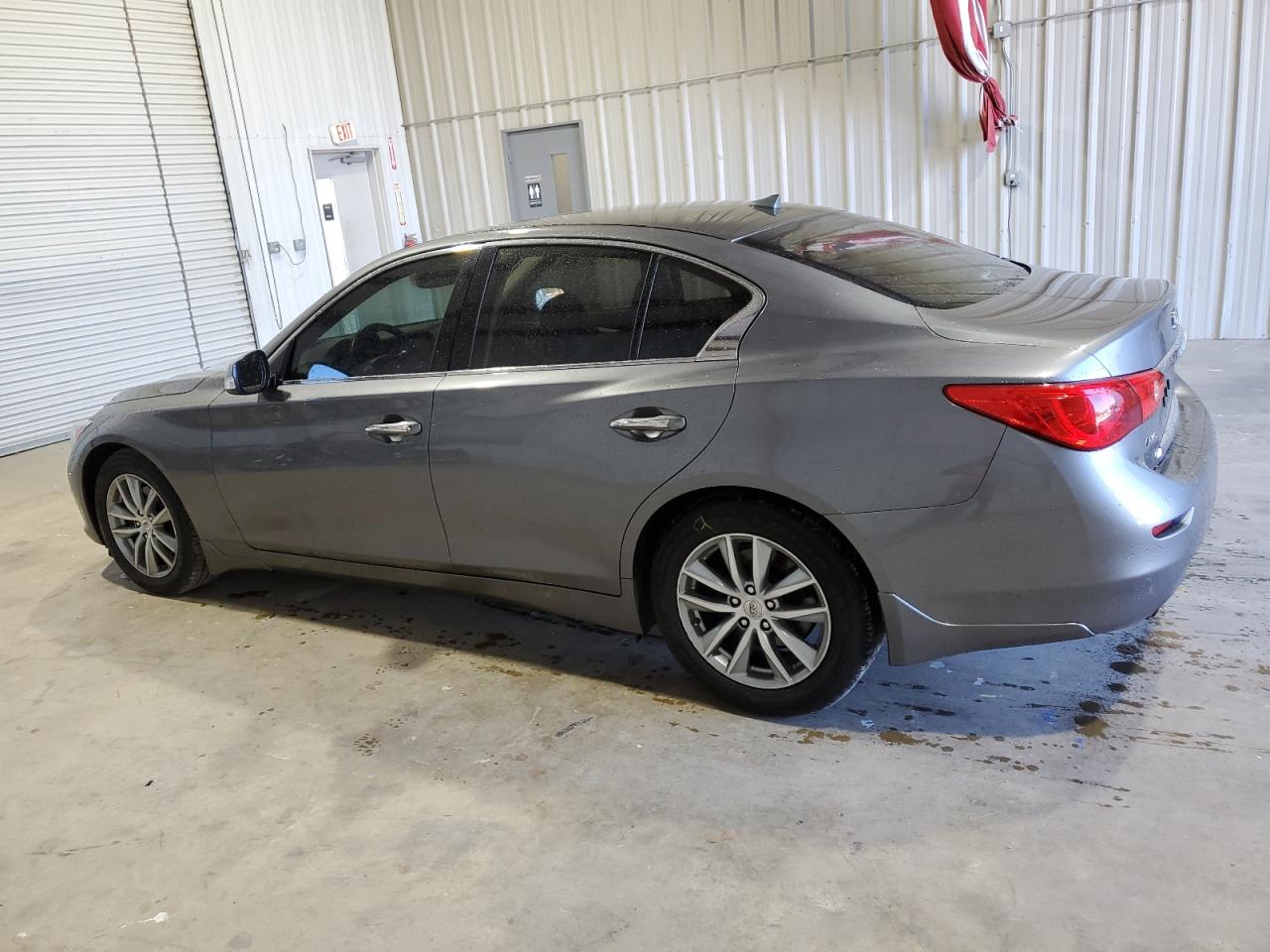 Photo 1 VIN: JN1EV7AR5GM342790 - INFINITI Q50 