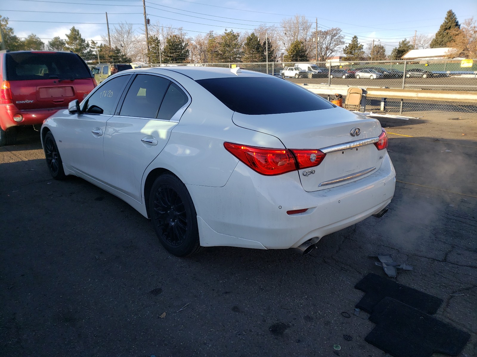 Photo 2 VIN: JN1EV7AR6HM832995 - INFINITI Q50 