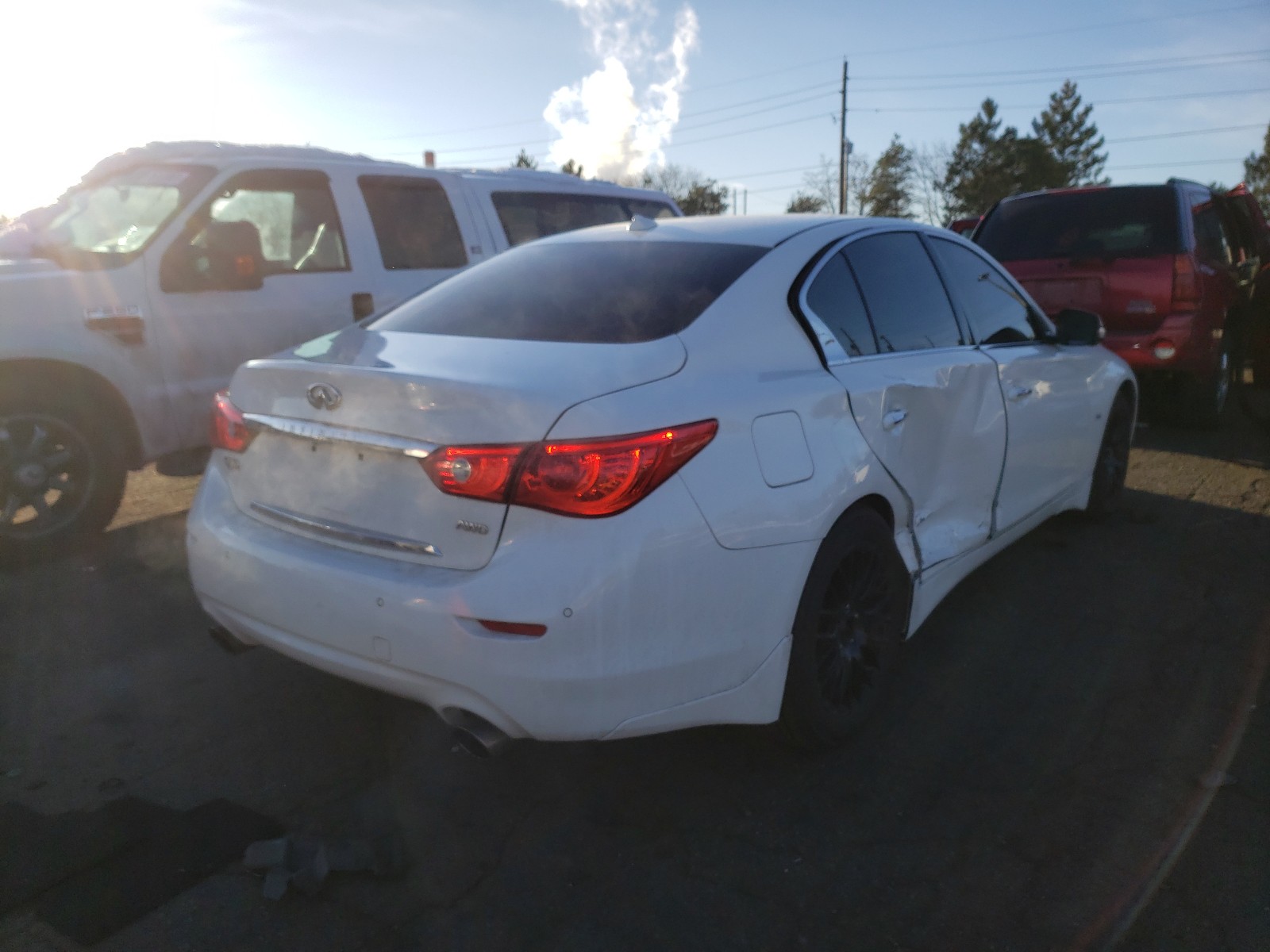 Photo 3 VIN: JN1EV7AR6HM832995 - INFINITI Q50 