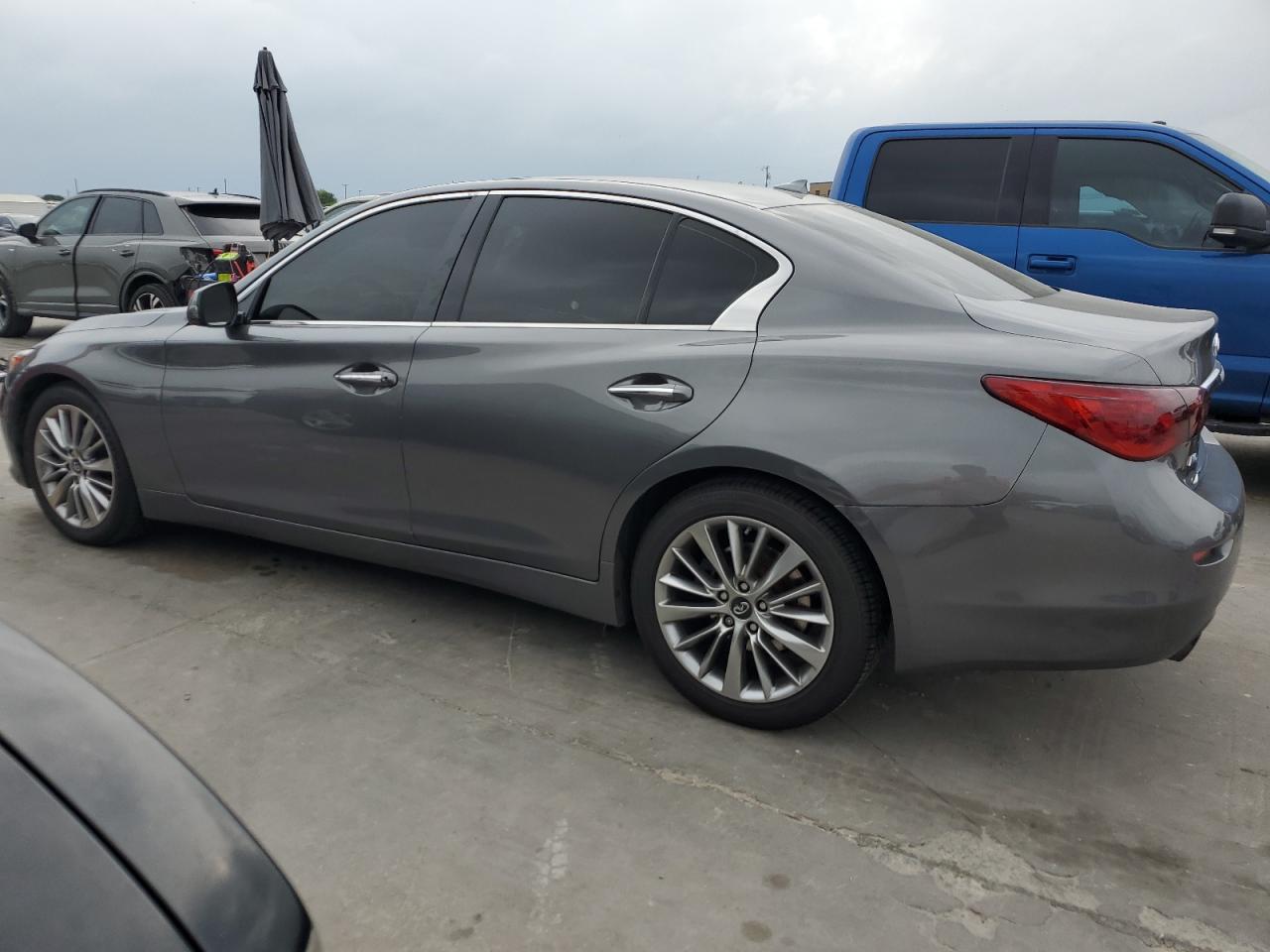 Photo 1 VIN: JN1EV7AR6HM836223 - INFINITI Q50 