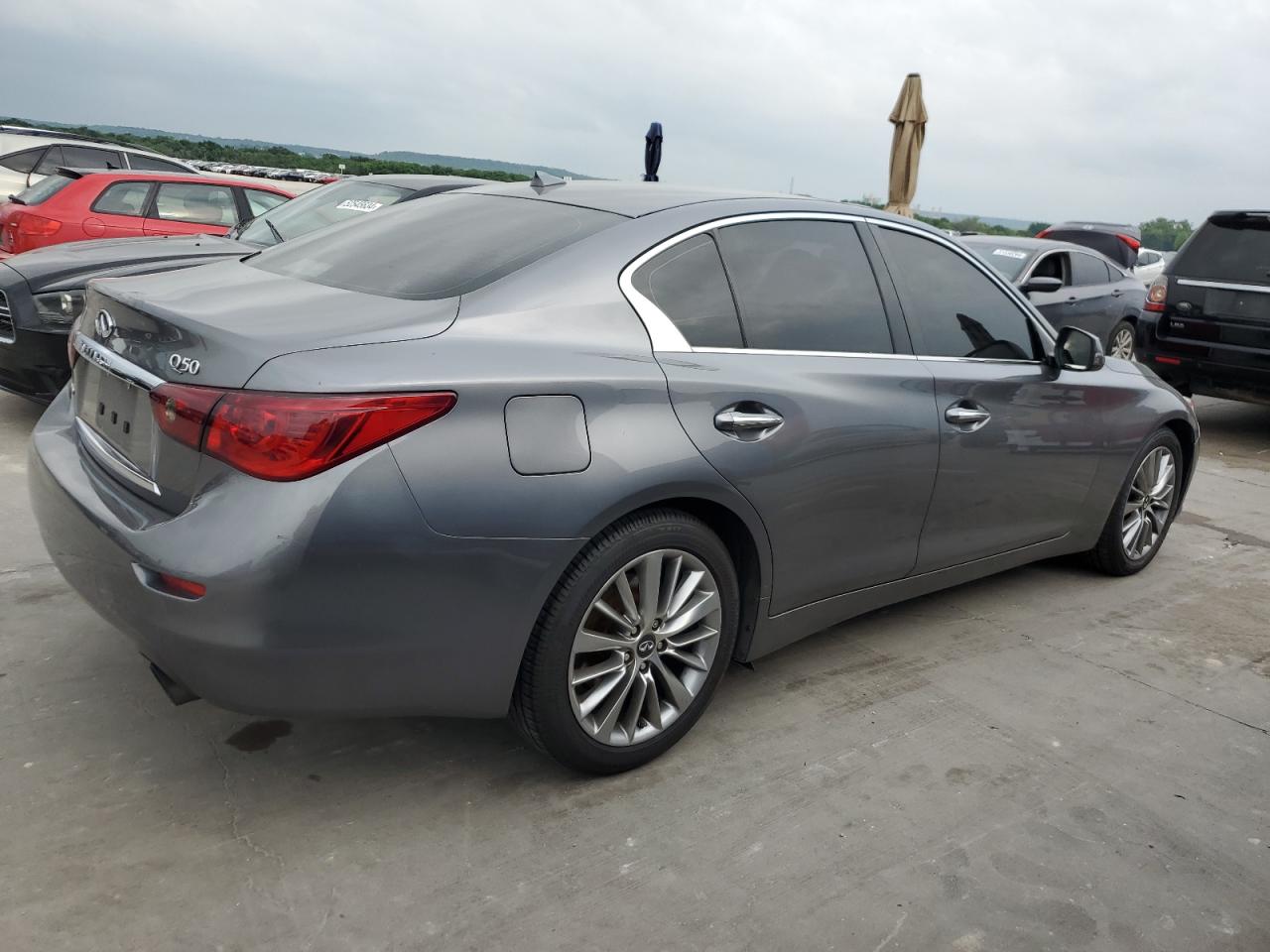 Photo 2 VIN: JN1EV7AR6HM836223 - INFINITI Q50 