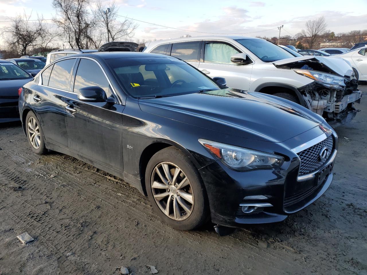 Photo 3 VIN: JN1EV7AR6HM841633 - INFINITI Q50 