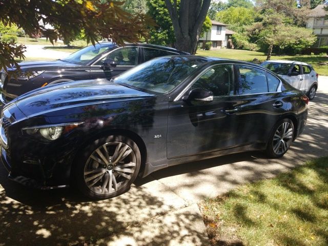 Photo 1 VIN: JN1EV7AR6KM555398 - INFINITI Q50 LUXE 