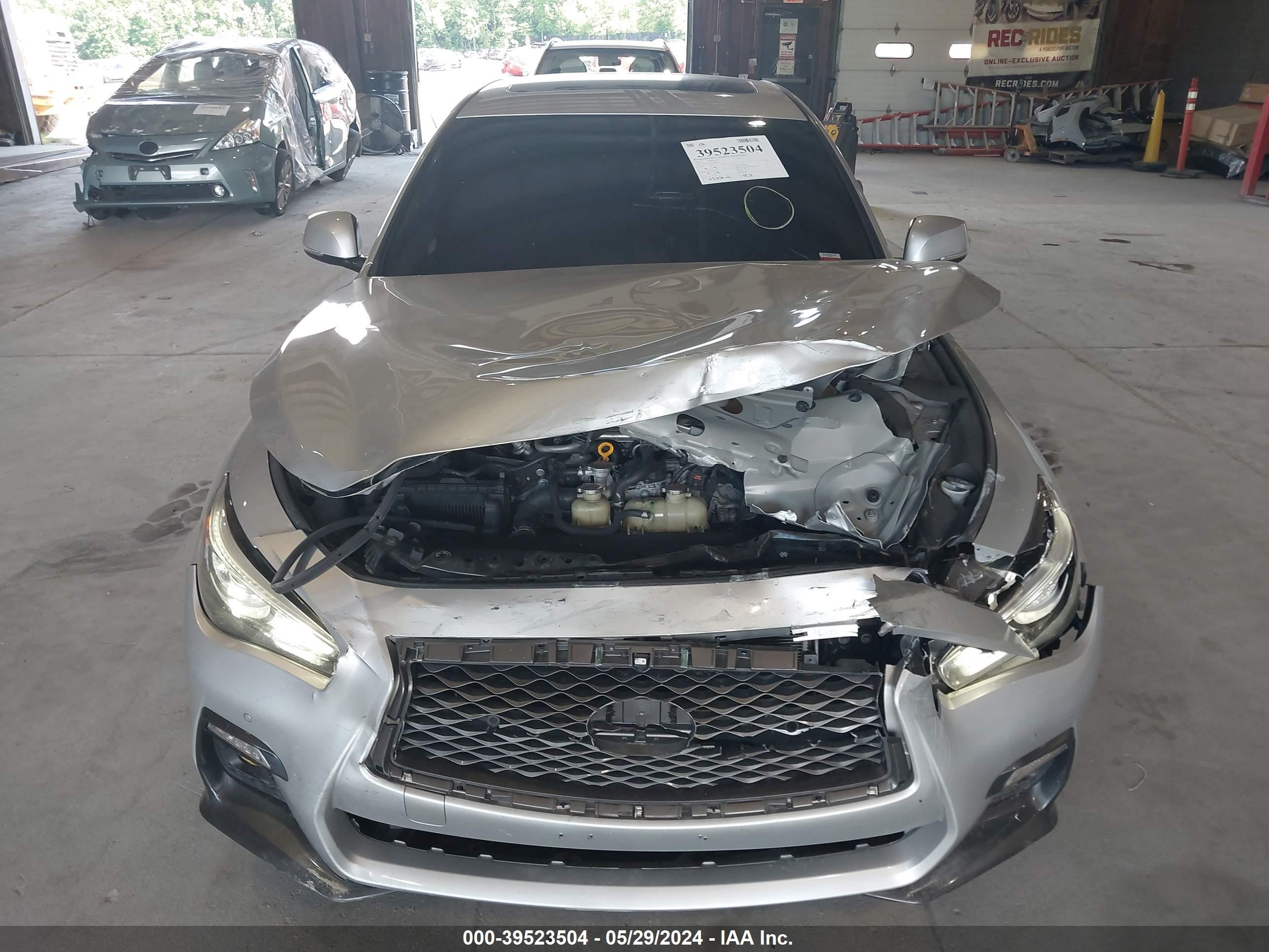 Photo 11 VIN: JN1EV7AR6KM558687 - INFINITI Q50 