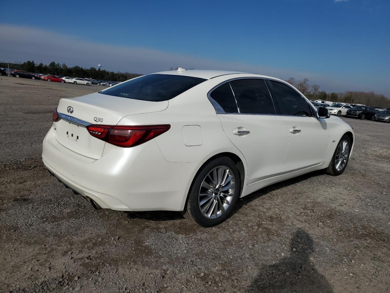 Photo 2 VIN: JN1EV7AR6KM594413 - INFINITI Q50 