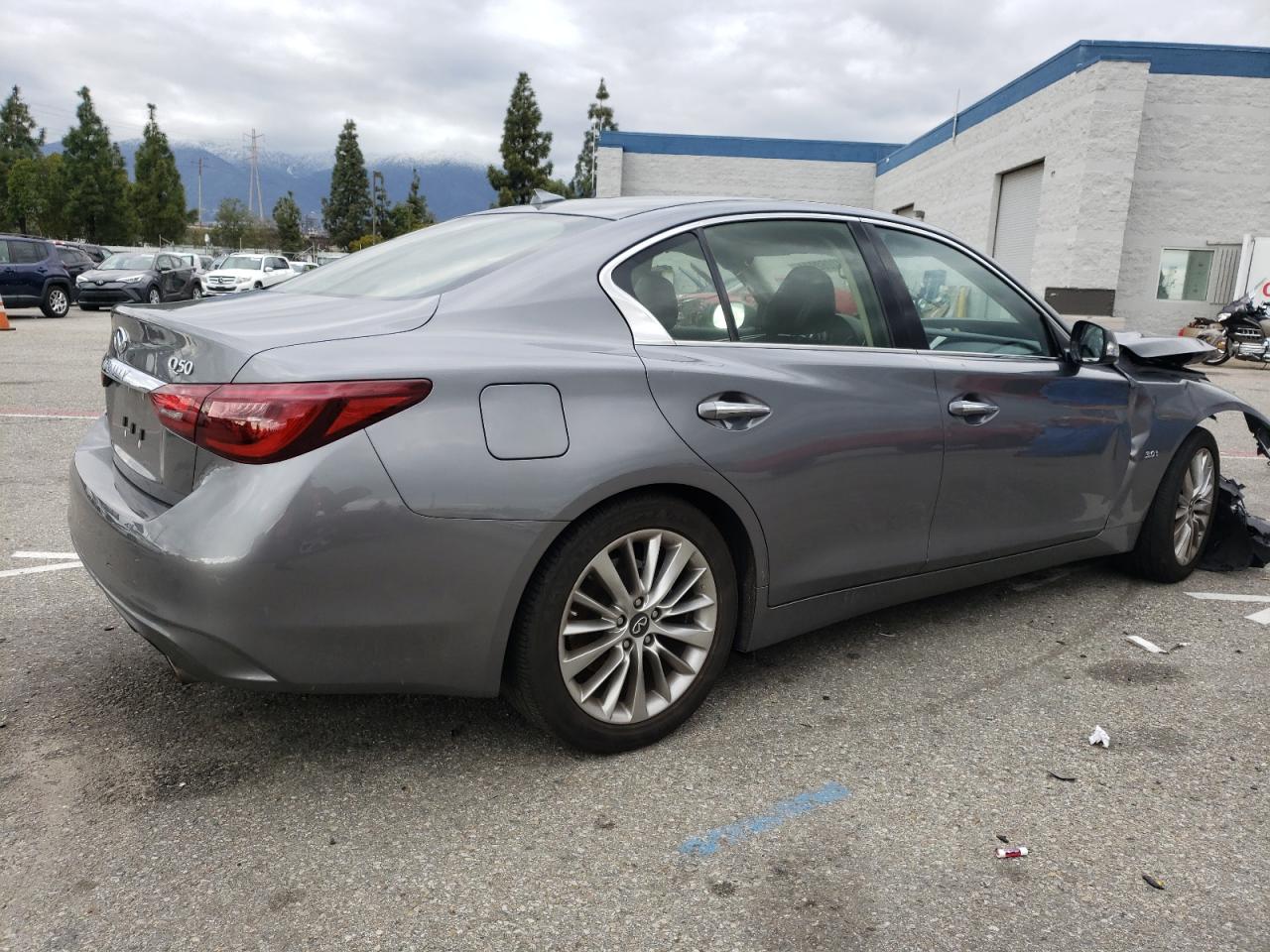 Photo 2 VIN: JN1EV7AR6LM251876 - INFINITI Q50 