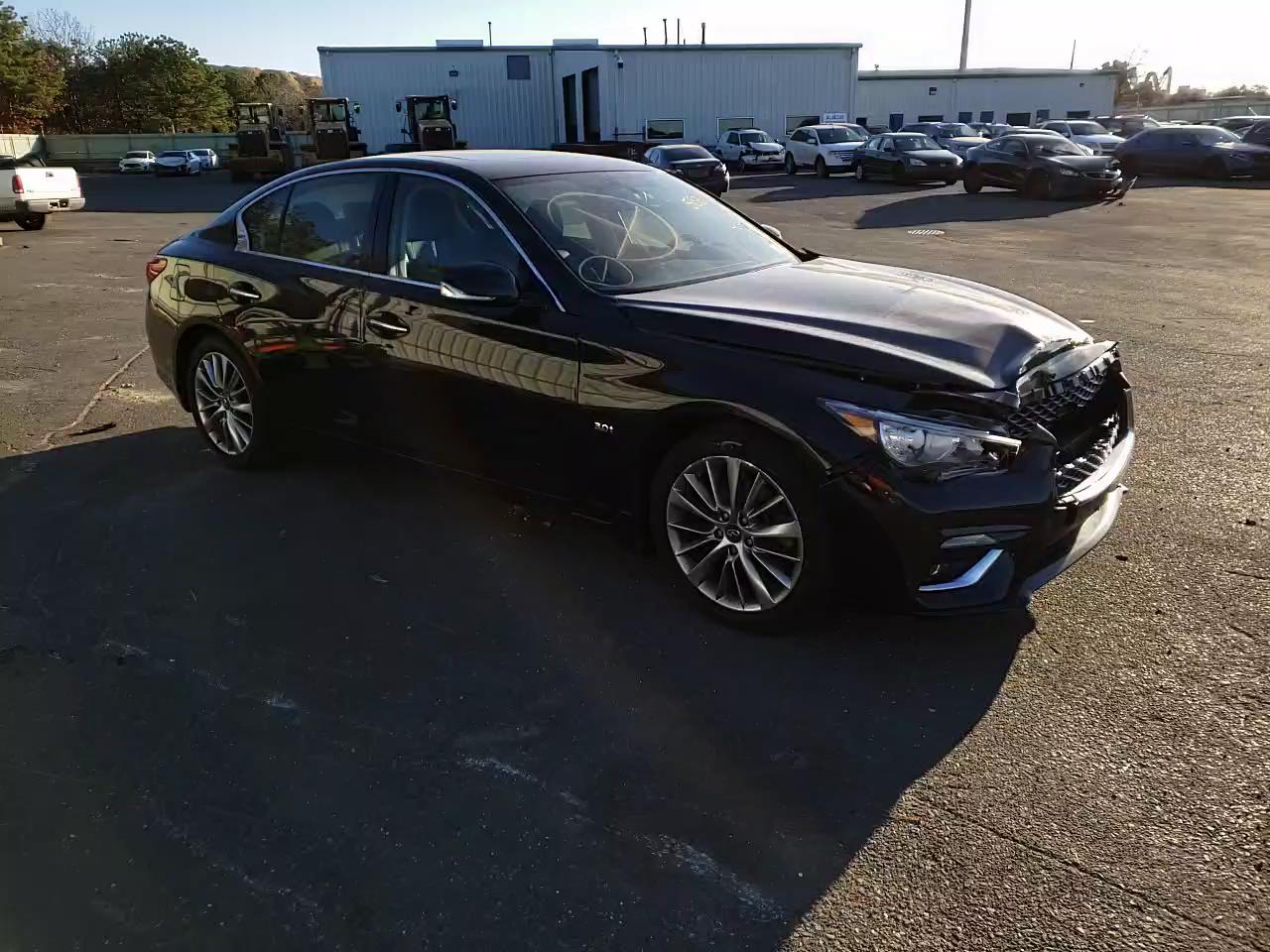 Photo 10 VIN: JN1EV7AR7JM432370 - INFINITI Q50 