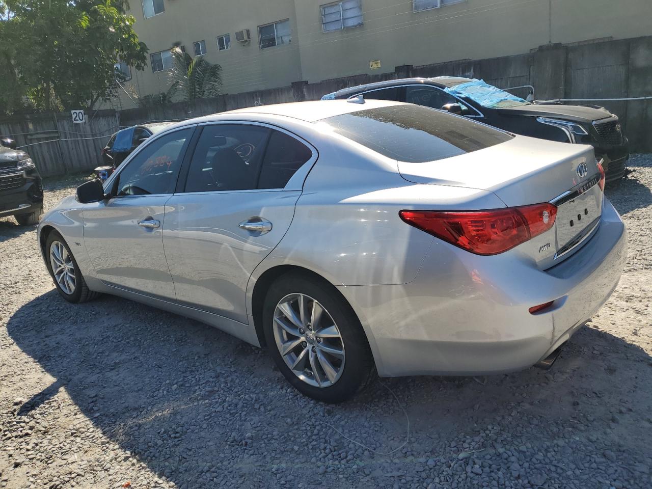 Photo 1 VIN: JN1EV7AR8GM341441 - INFINITI Q50 