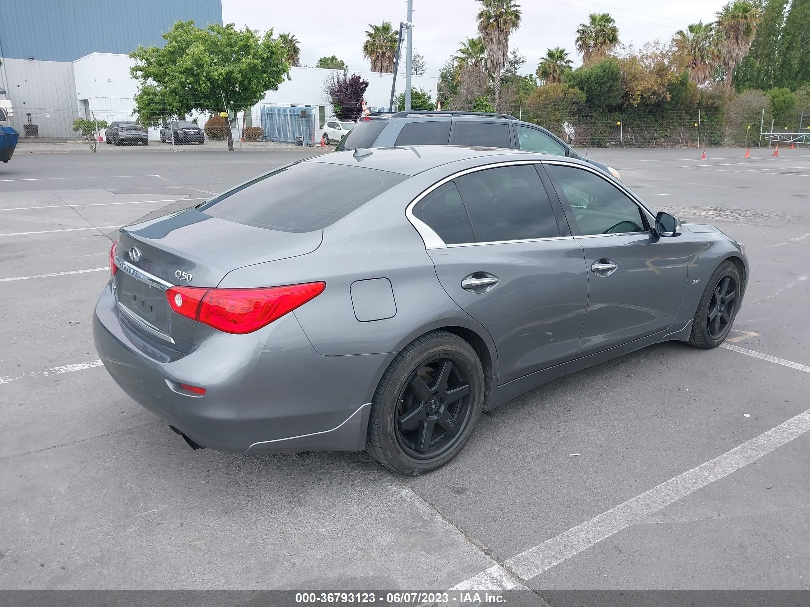 Photo 3 VIN: JN1EV7AR8HM837809 - INFINITI Q50 