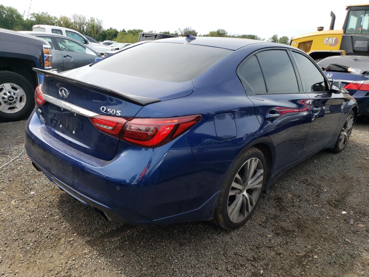 Photo 2 VIN: JN1EV7AR8KM552910 - INFINITI Q50 