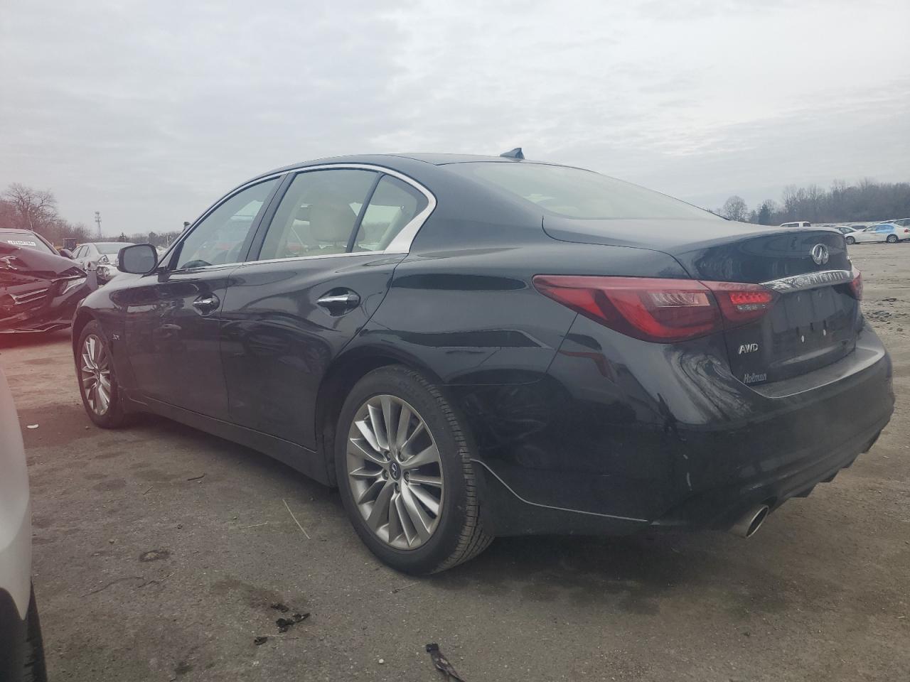 Photo 1 VIN: JN1EV7AR8KM555774 - INFINITI Q50 