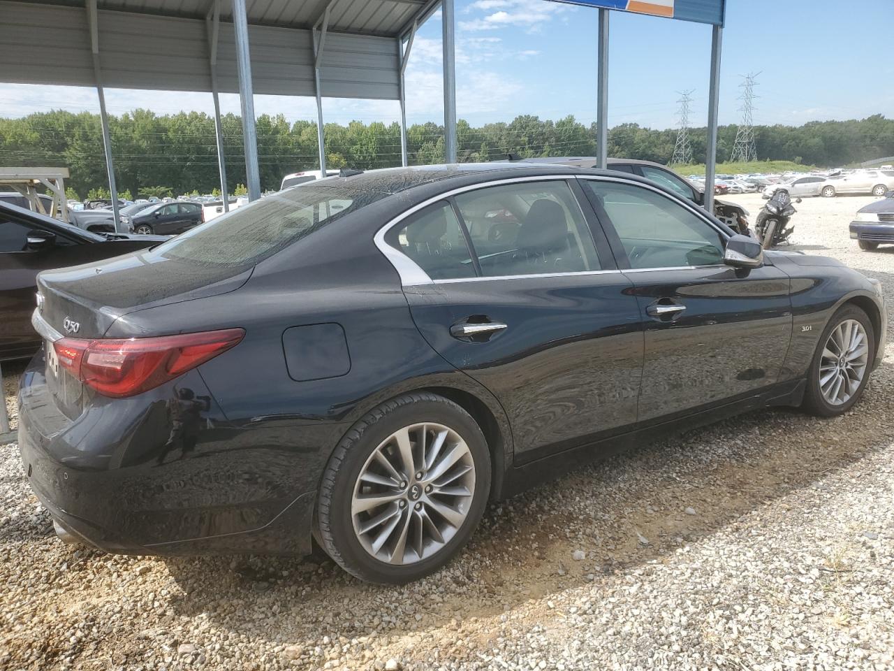 Photo 2 VIN: JN1EV7AR9JM438011 - INFINITI Q50 LUXE 