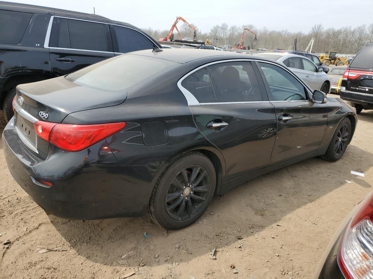 Photo 2 VIN: JN1EV7ARXHM833373 - INFINITI Q50 