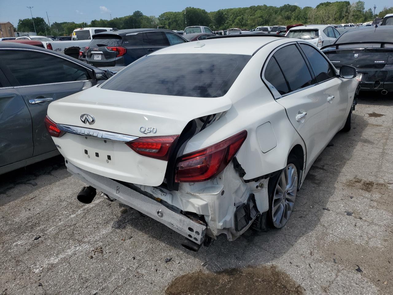 Photo 2 VIN: JN1EV7ARXJM432525 - INFINITI Q50 