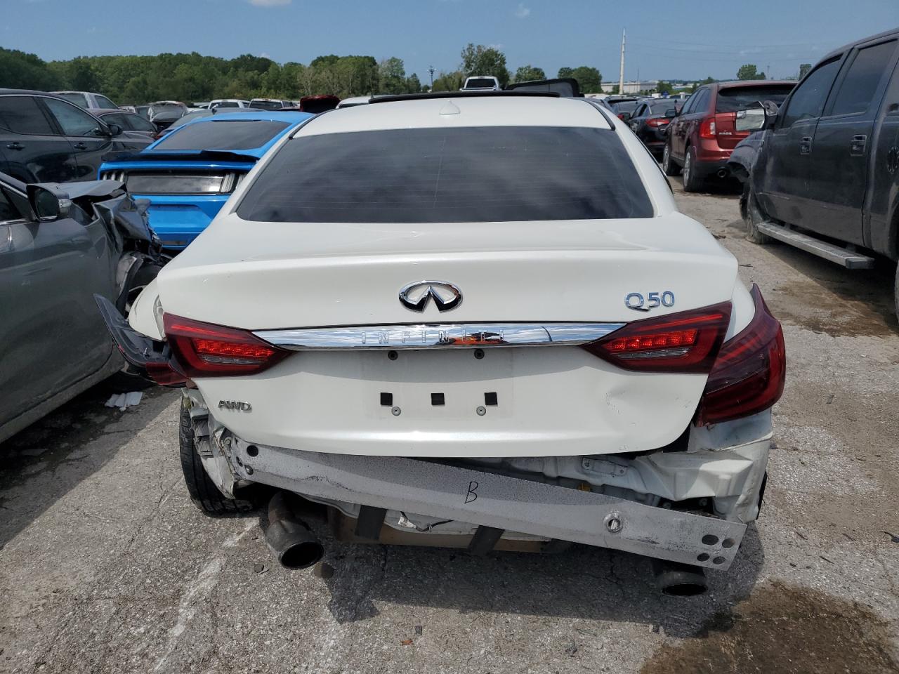 Photo 5 VIN: JN1EV7ARXJM432525 - INFINITI Q50 