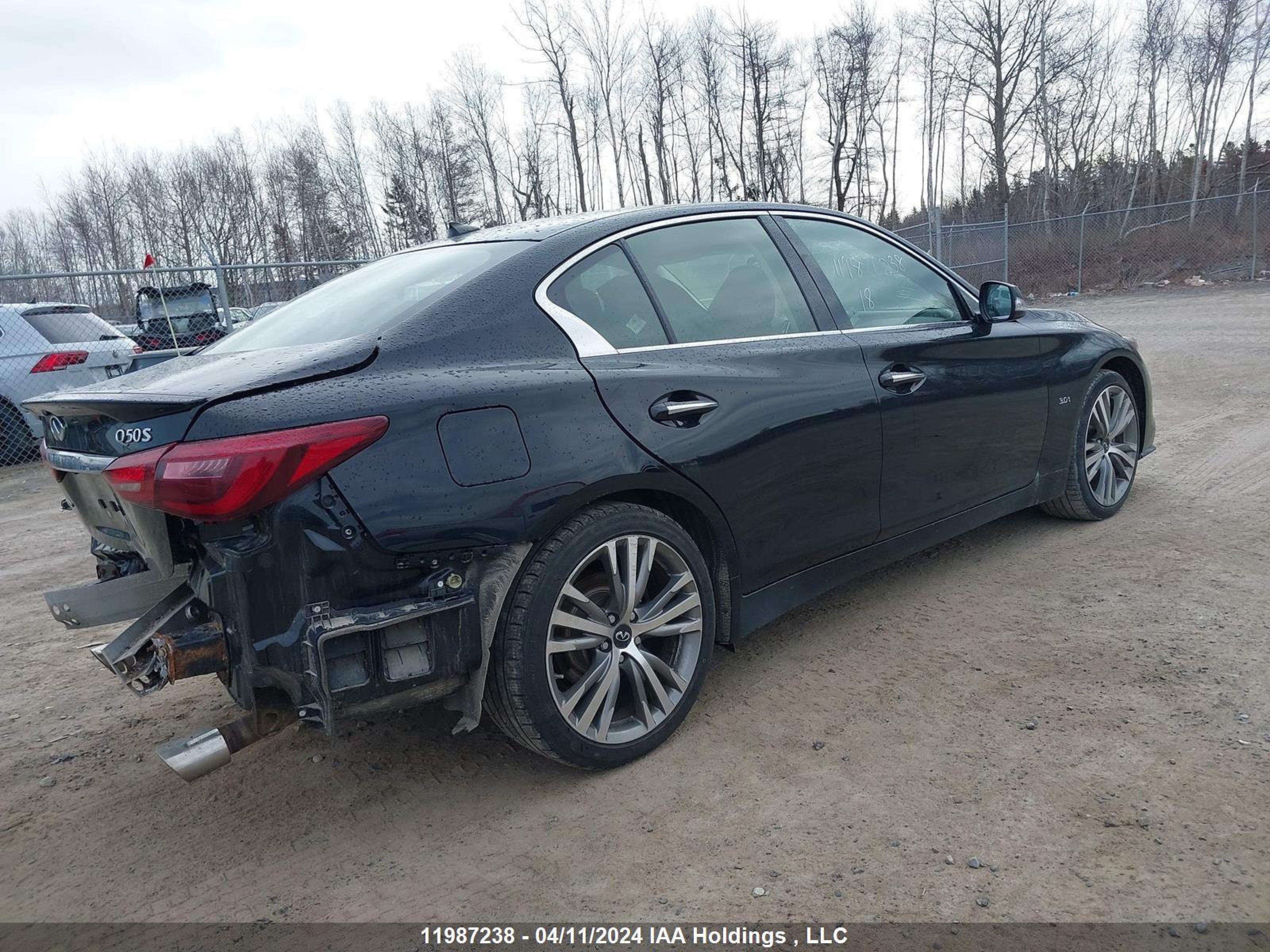 Photo 3 VIN: JN1EV7ARXJM441760 - INFINITI Q50 