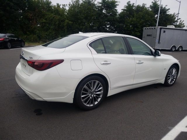 Photo 3 VIN: JN1EV7ARXJM610126 - INFINITI Q50 