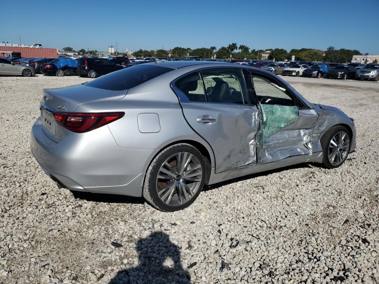 Photo 2 VIN: JN1EV7ARXLM250682 - INFINITI Q50 