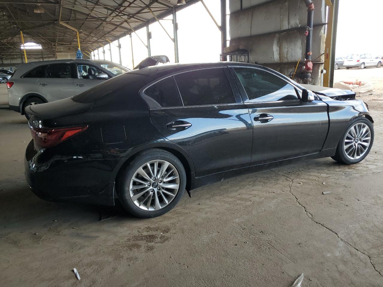 Photo 2 VIN: JN1EV7BP2MM702574 - INFINITI Q50 