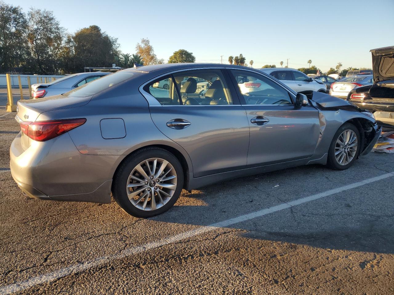 Photo 2 VIN: JN1EV7BP6MM704828 - INFINITI Q50 