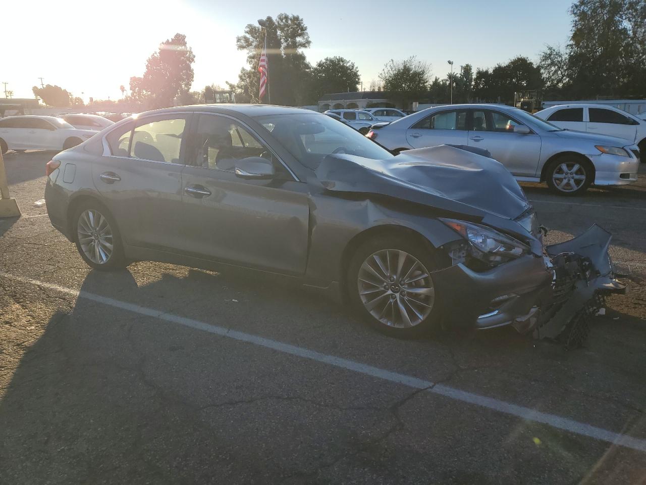 Photo 3 VIN: JN1EV7BP6MM704828 - INFINITI Q50 