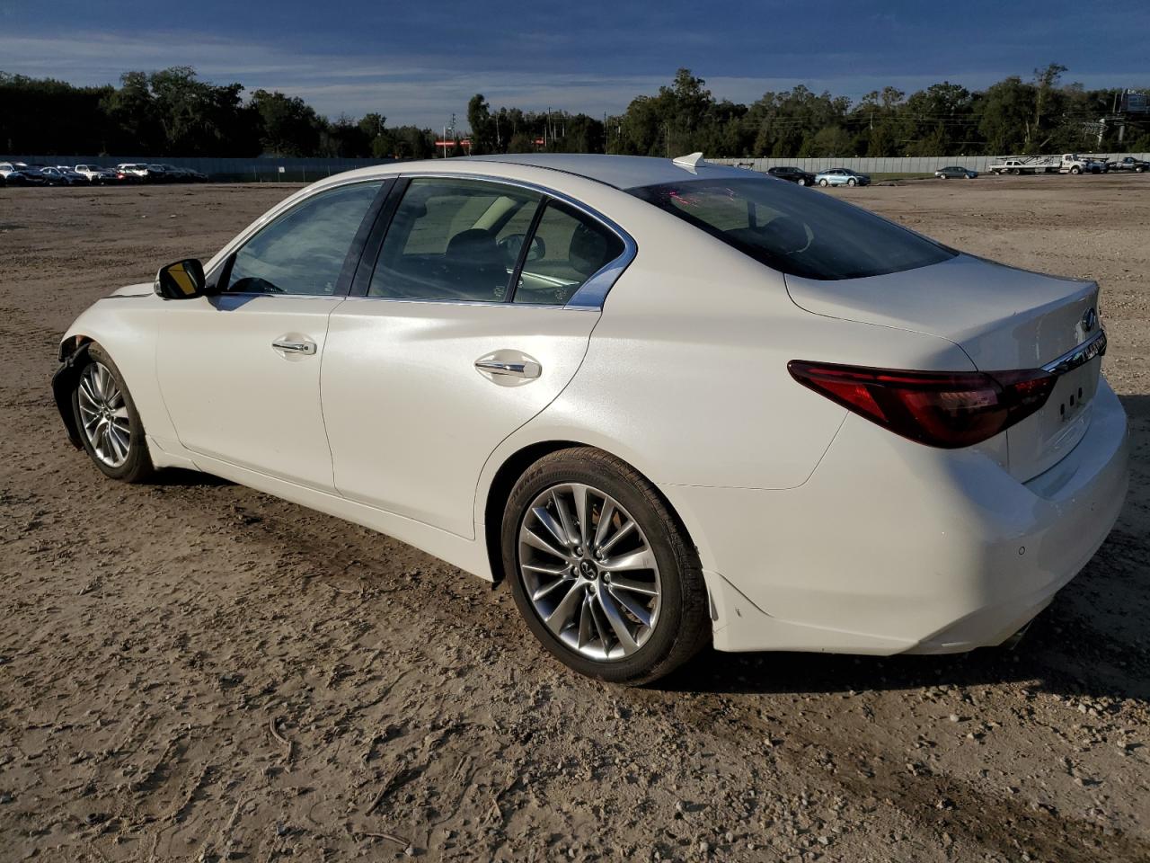 Photo 1 VIN: JN1EV7BP9NM311505 - INFINITI Q50 