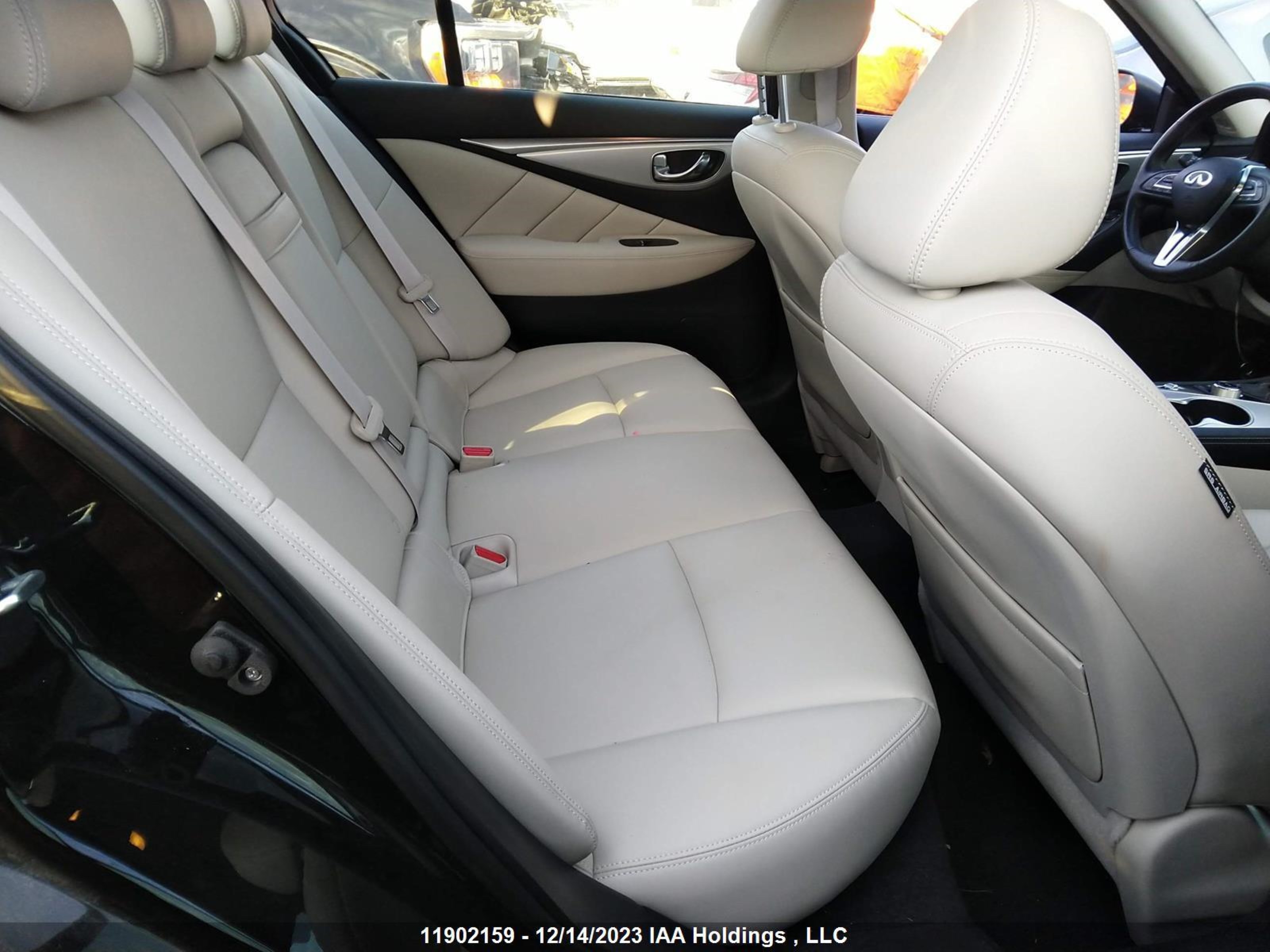 Photo 7 VIN: JN1EV7BR1MM754392 - INFINITI Q50 