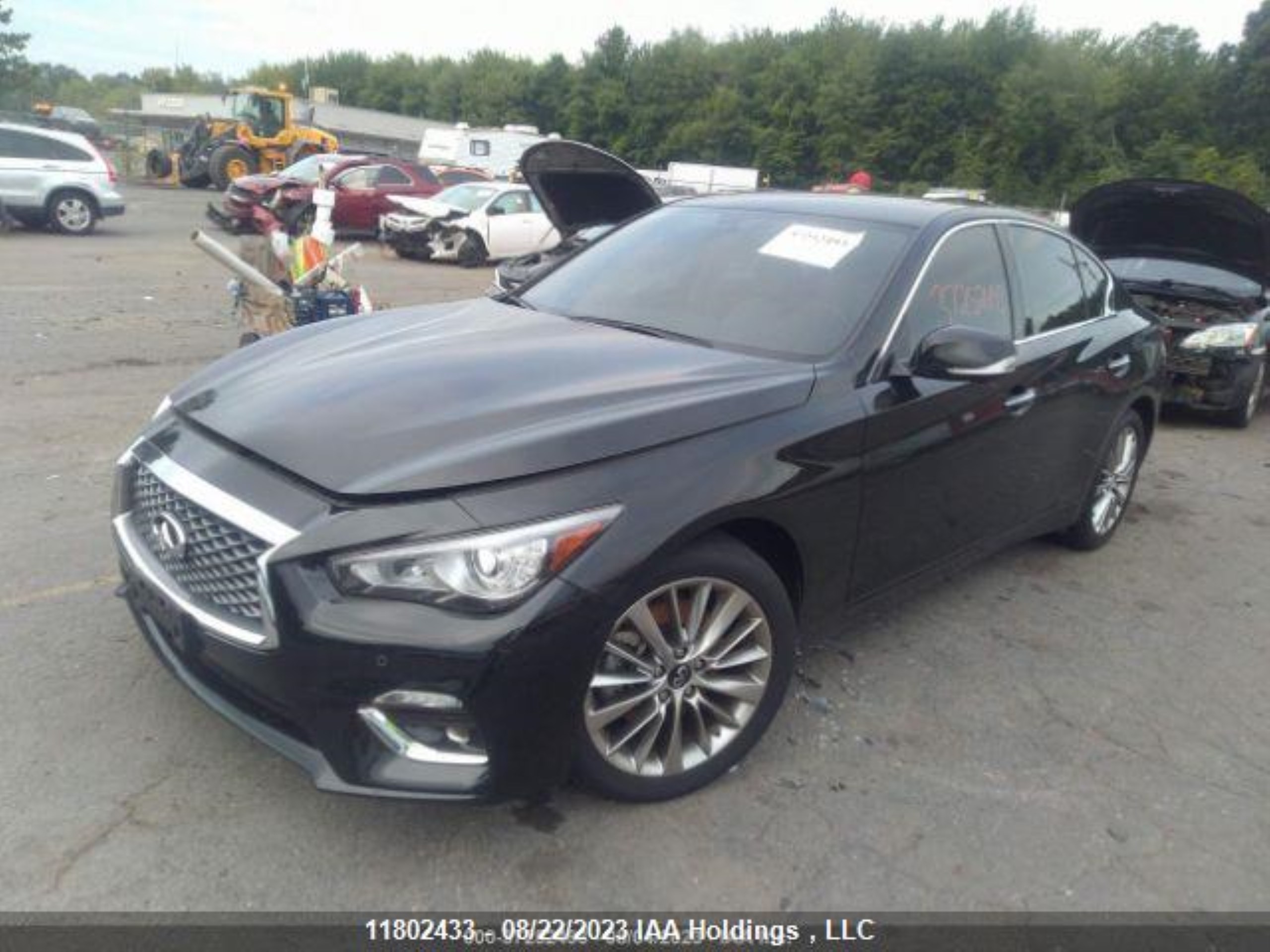 Photo 3 VIN: JN1EV7BR1NM340031 - INFINITI Q50 