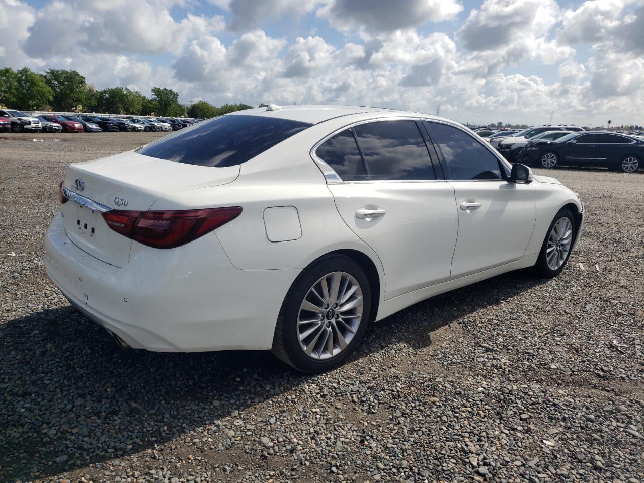 Photo 2 VIN: JN1EV7BR2MM753199 - INFINITI Q50 