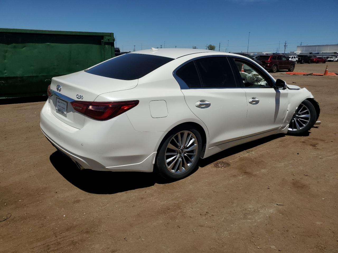 Photo 2 VIN: JN1EV7BR2NM340751 - INFINITI Q50 