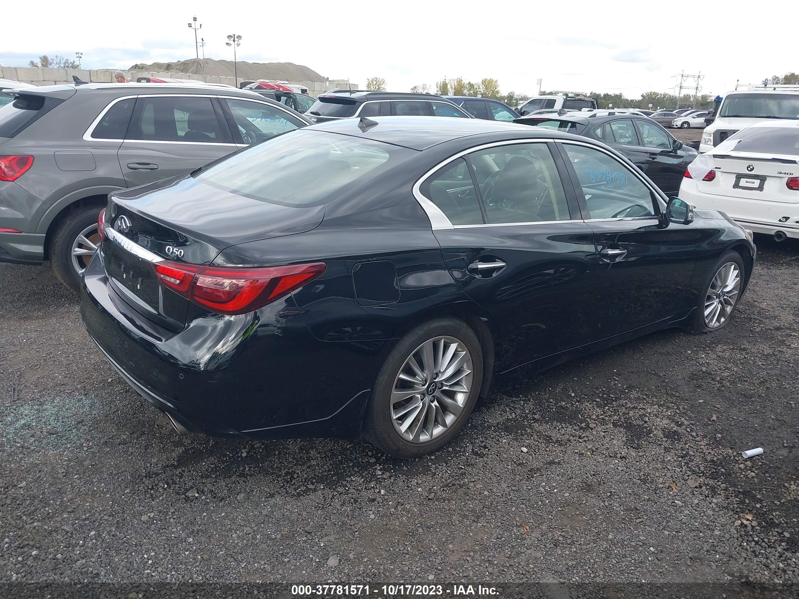 Photo 3 VIN: JN1EV7BR5MM750927 - INFINITI Q50 