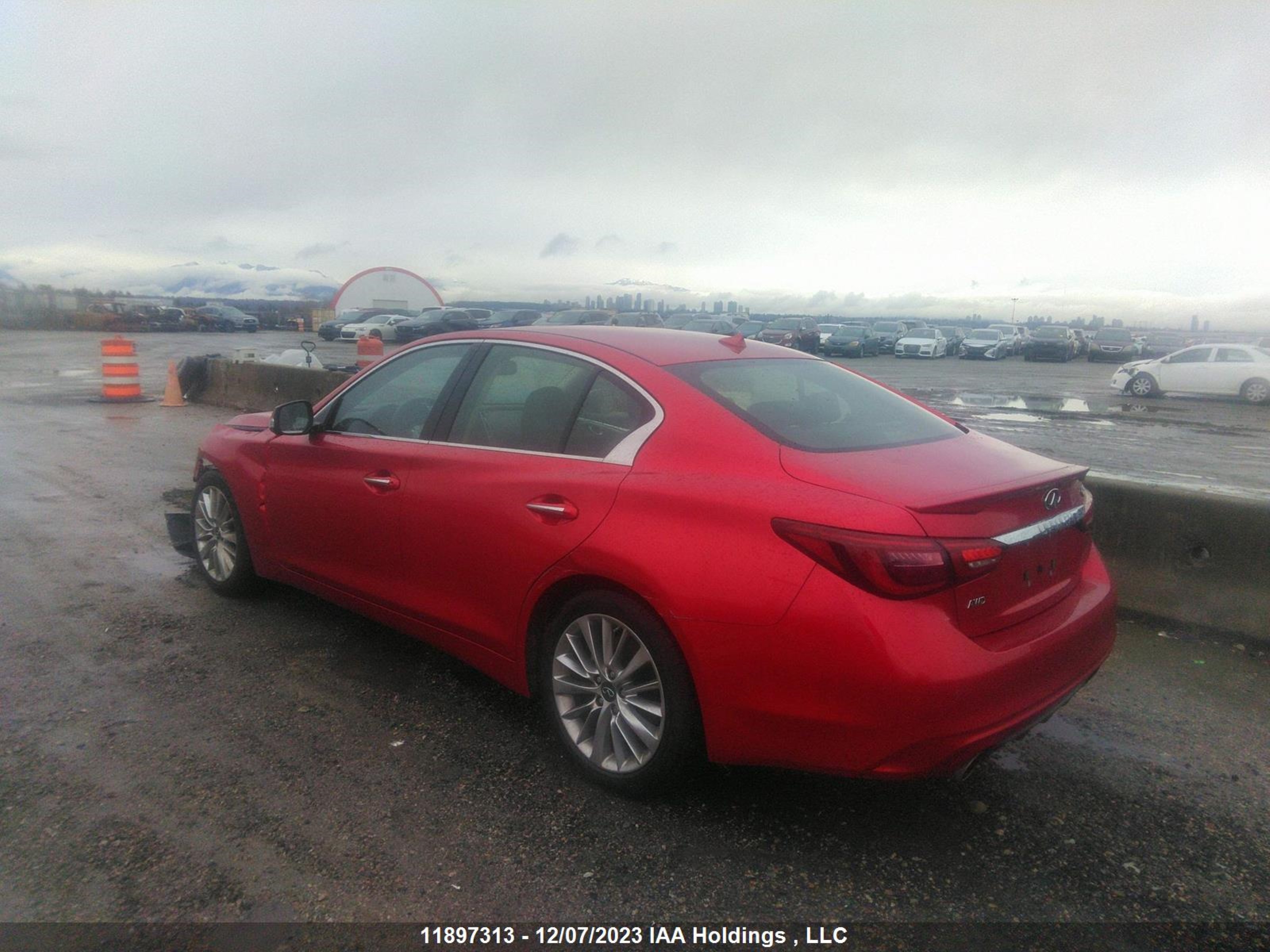 Photo 2 VIN: JN1EV7BR5MM751916 - INFINITI Q50 