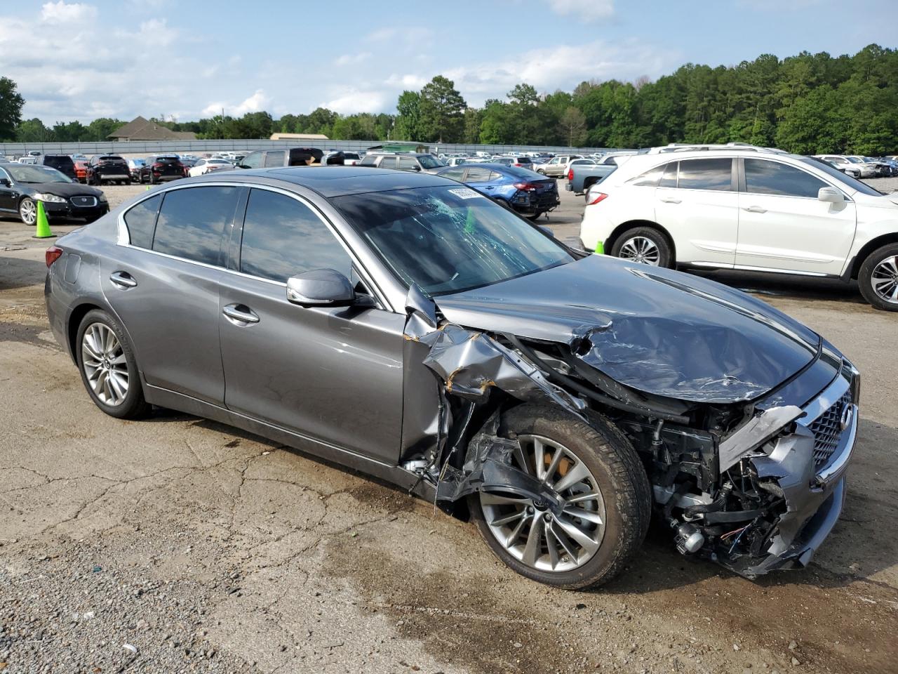 Photo 3 VIN: JN1EV7BR6RM630092 - INFINITI Q50 