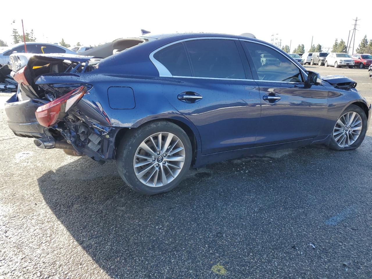 Photo 2 VIN: JN1EV7BR7NM341829 - INFINITI Q50 