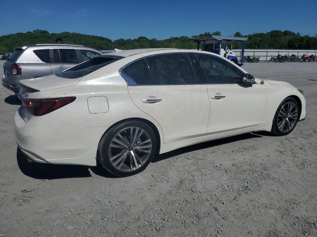 Photo 2 VIN: JN1EV7CP7MM700558 - INFINITI Q50 