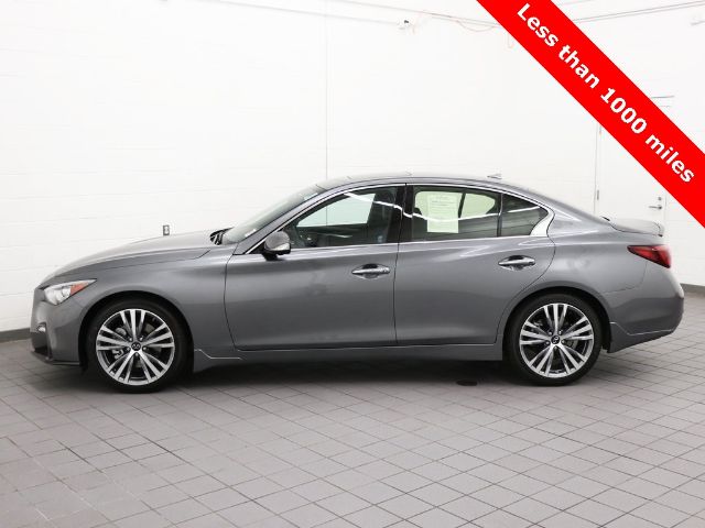 Photo 2 VIN: JN1EV7CR6NM341528 - INFINITI Q50 