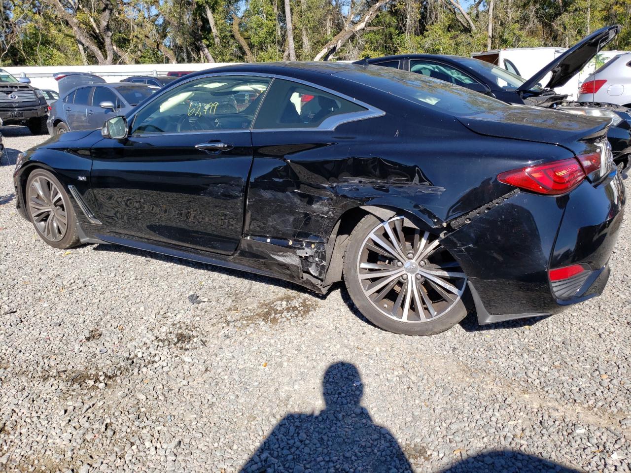 Photo 1 VIN: JN1EV7EK2JM342590 - INFINITI Q60 