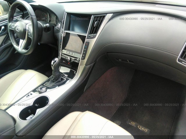 Photo 4 VIN: JN1EV7EK2LM340163 - INFINITI Q60 