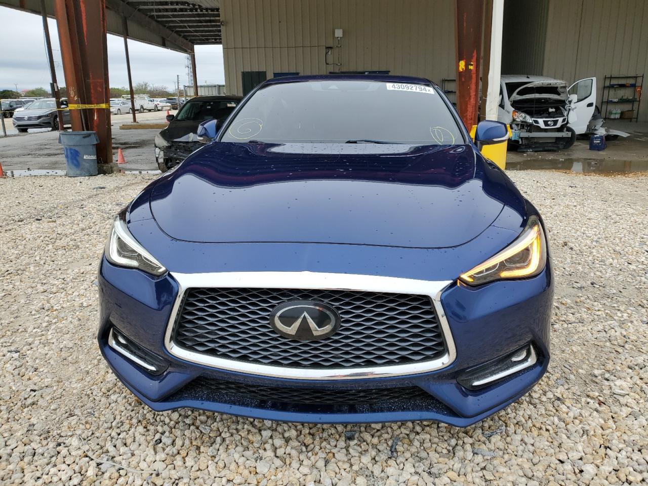 Photo 4 VIN: JN1EV7EK3KM230804 - INFINITI Q60 