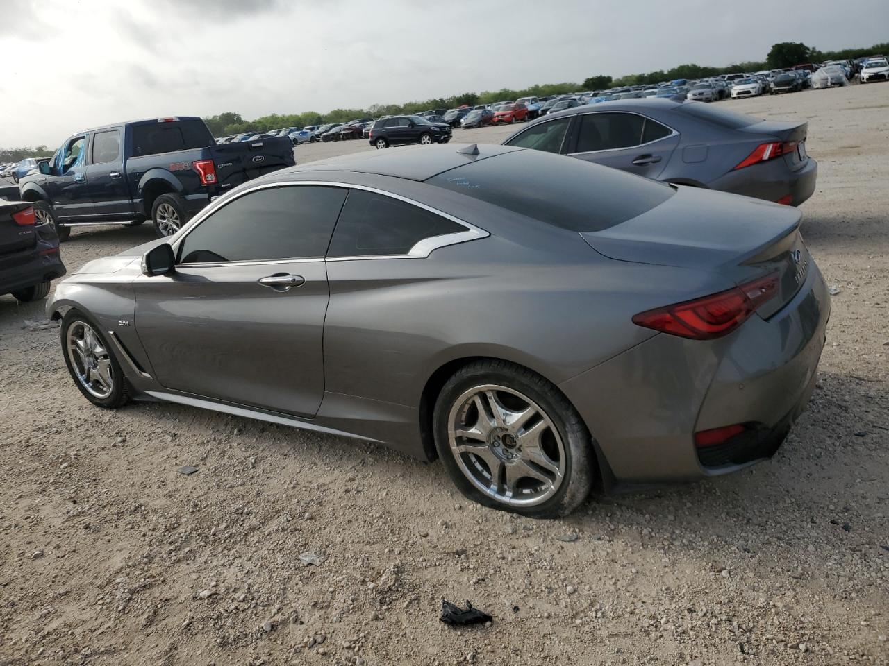 Photo 1 VIN: JN1EV7EK8HM362191 - INFINITI Q60 