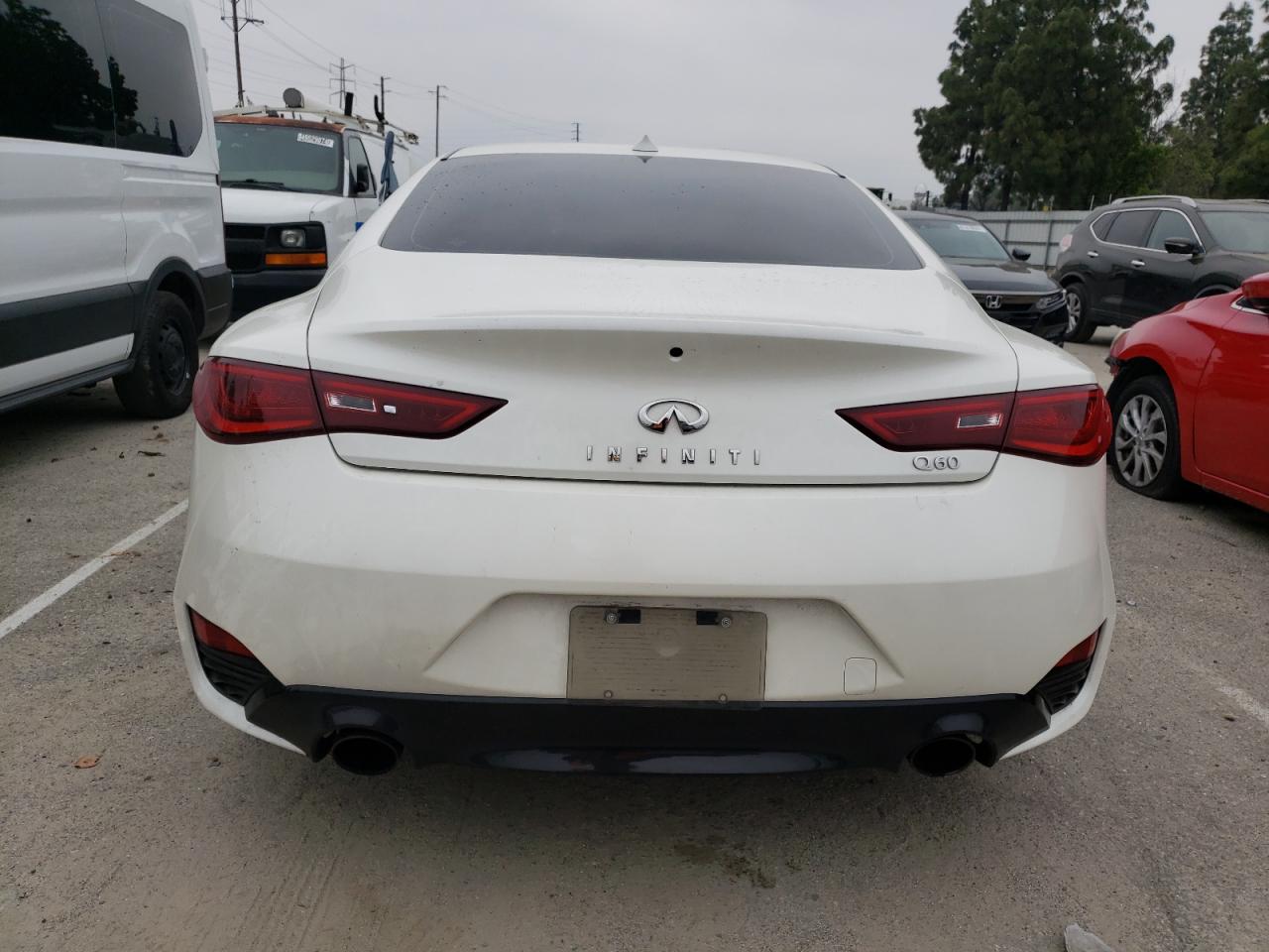 Photo 5 VIN: JN1EV7EKXHM364444 - INFINITI Q60 