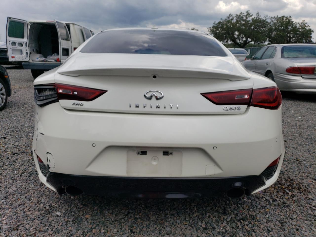 Photo 5 VIN: JN1EV7EL0HM553631 - INFINITI Q60 