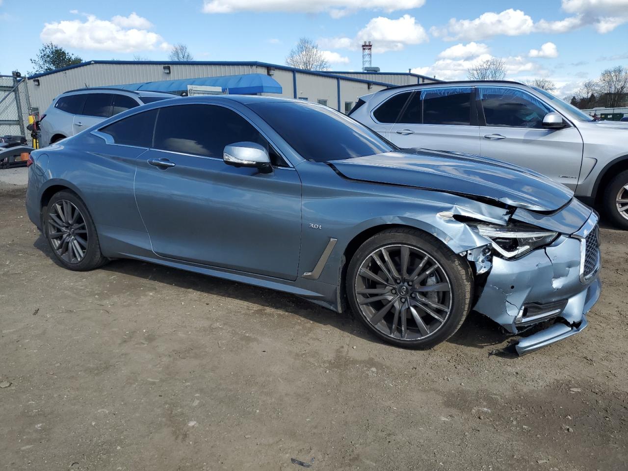 Photo 3 VIN: JN1EV7EL0HM553676 - INFINITI Q60 