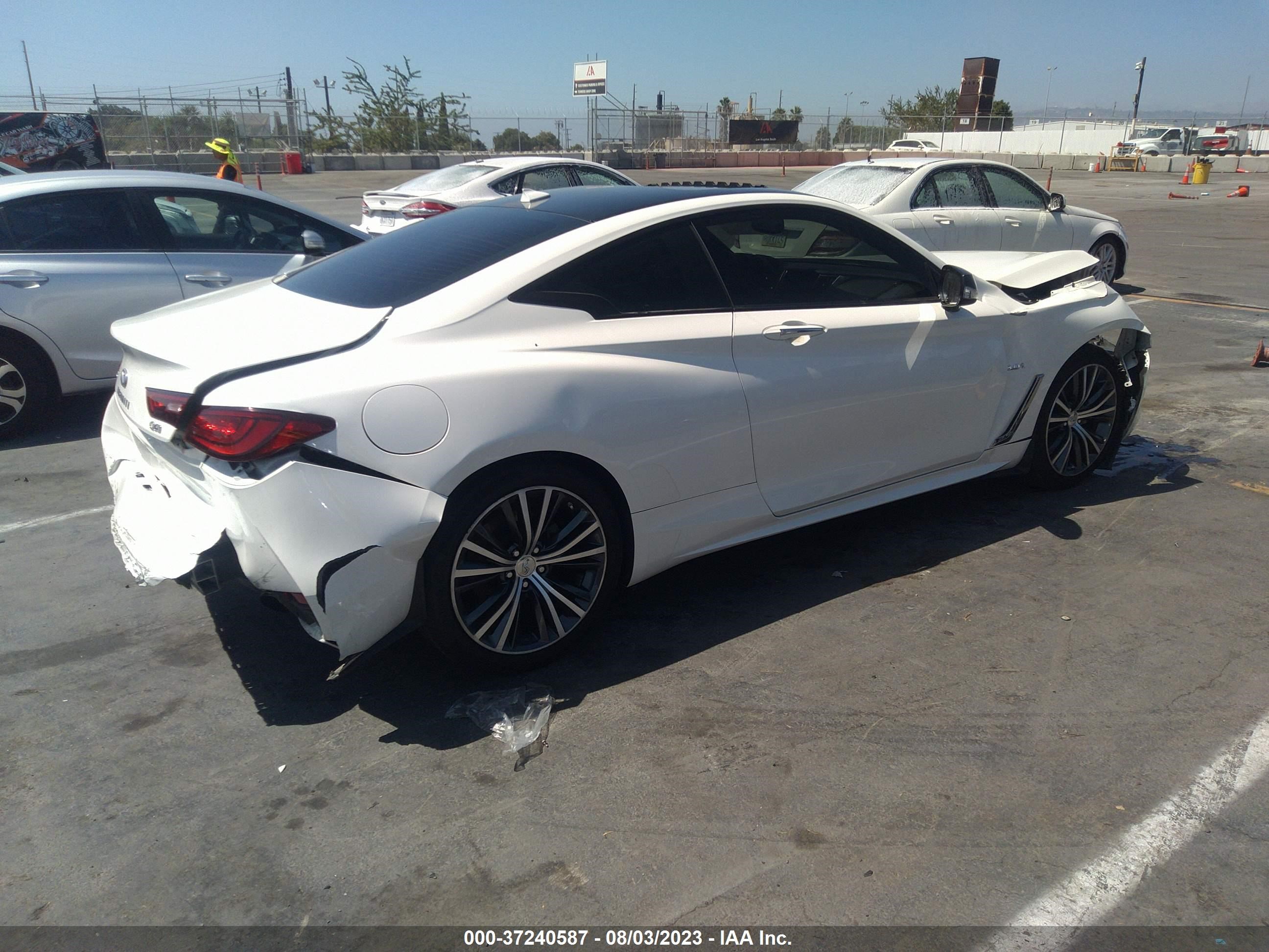 Photo 3 VIN: JN1EV7EL0JM392770 - INFINITI Q60 