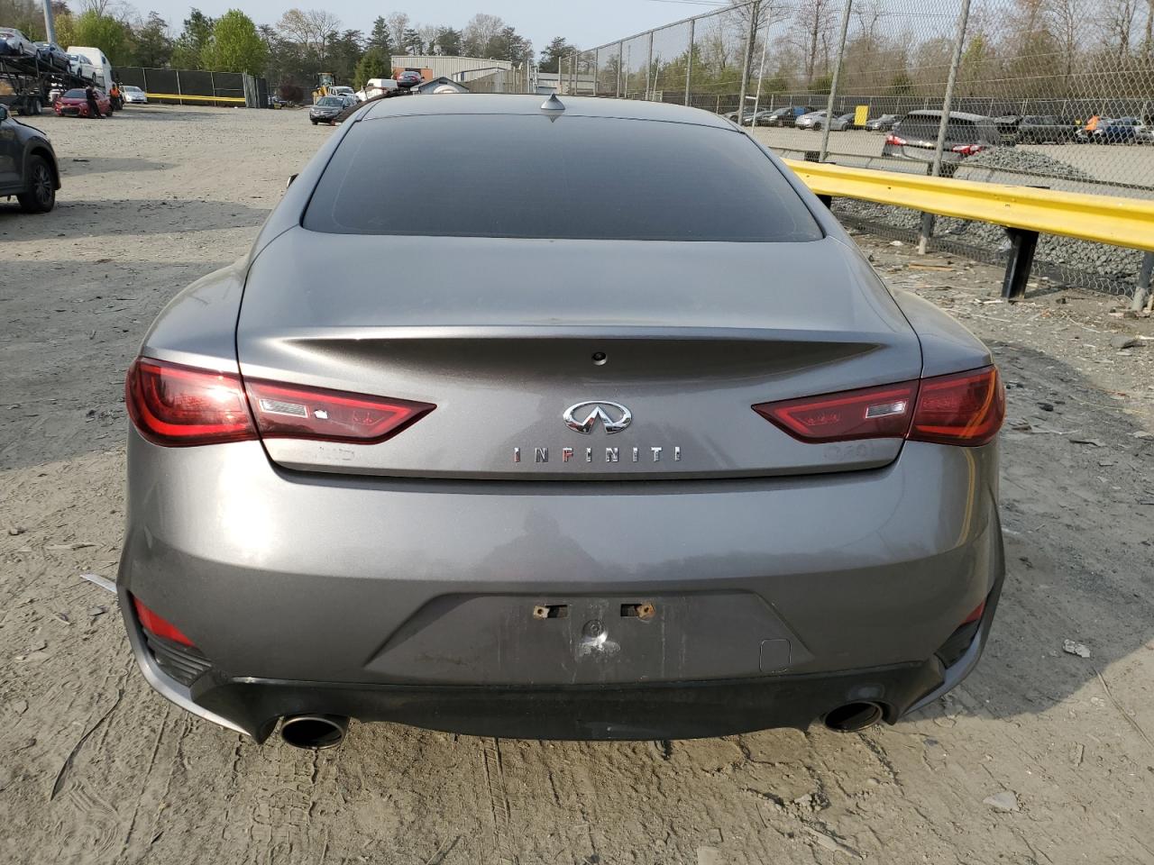 Photo 5 VIN: JN1EV7EL6JM390893 - INFINITI Q60 