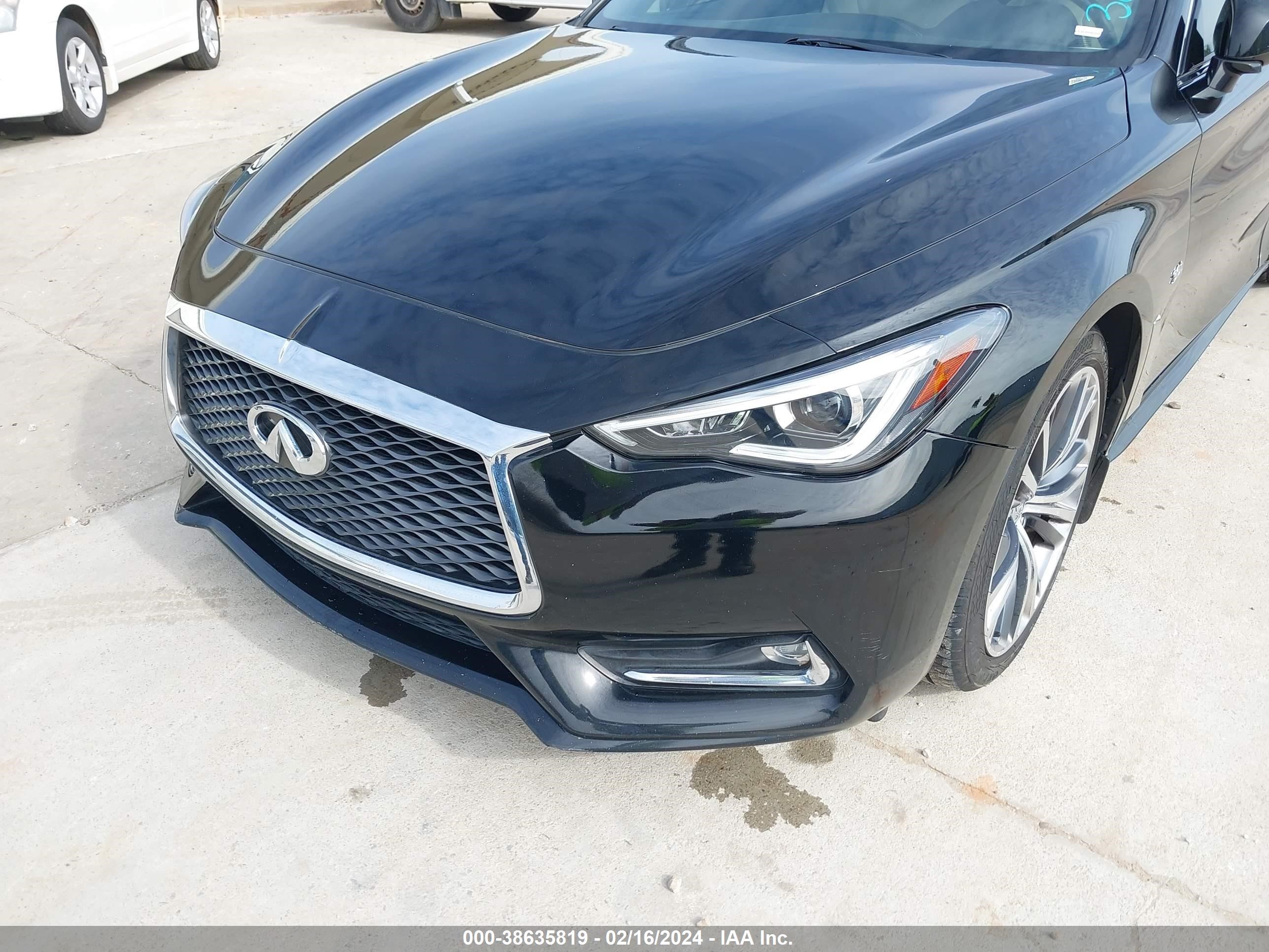 Photo 5 VIN: JN1EV7EL8HM553909 - INFINITI Q60 