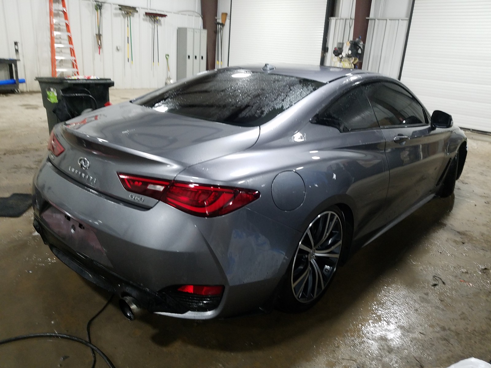 Photo 3 VIN: JN1EV7EL9JM391665 - INFINITI Q60 LUXE 3 