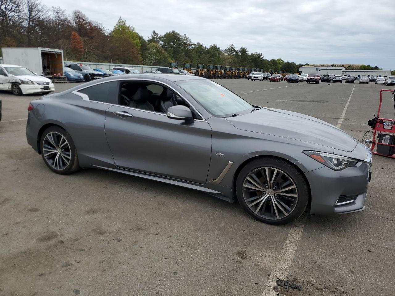 Photo 3 VIN: JN1EV7ELXHM551160 - INFINITI Q60 