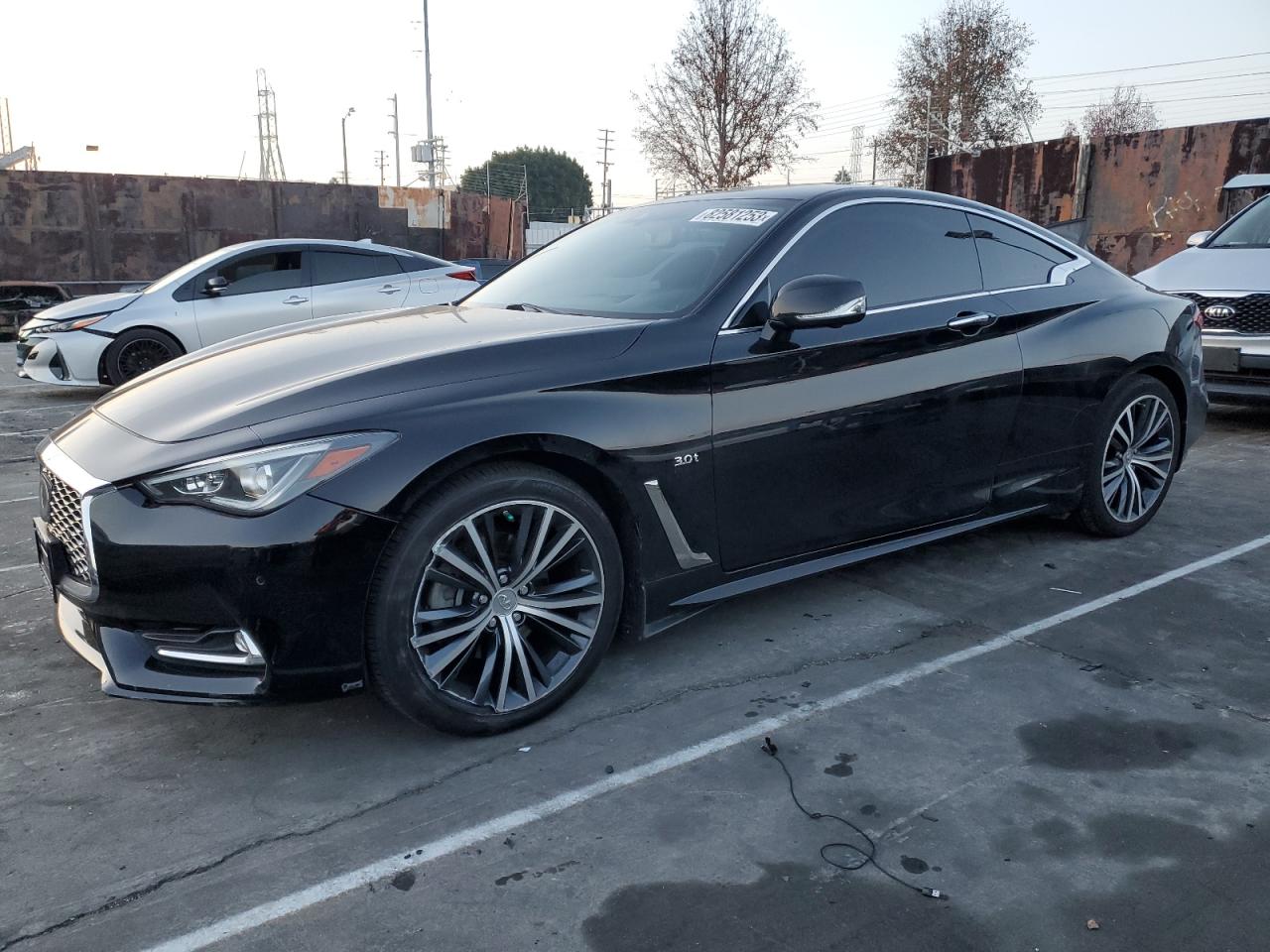 Photo 0 VIN: JN1EV7ELXHM552468 - INFINITI Q60 